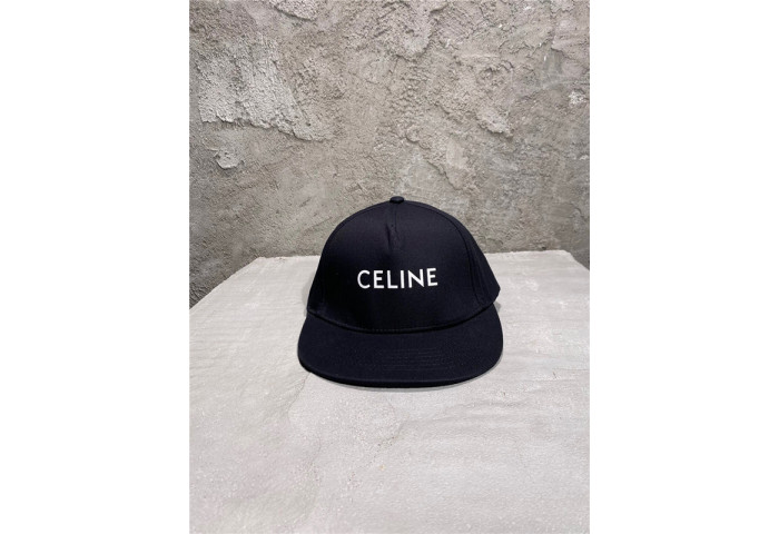 CEL1NE HAT
