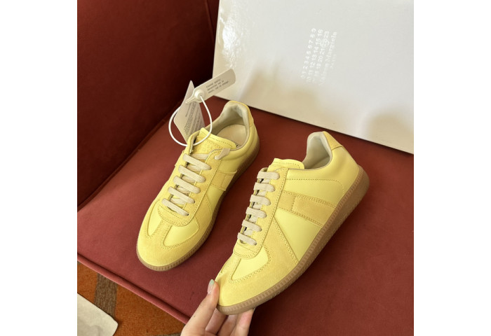 MAISON MARGIELA CALFSKIN S57WS0250