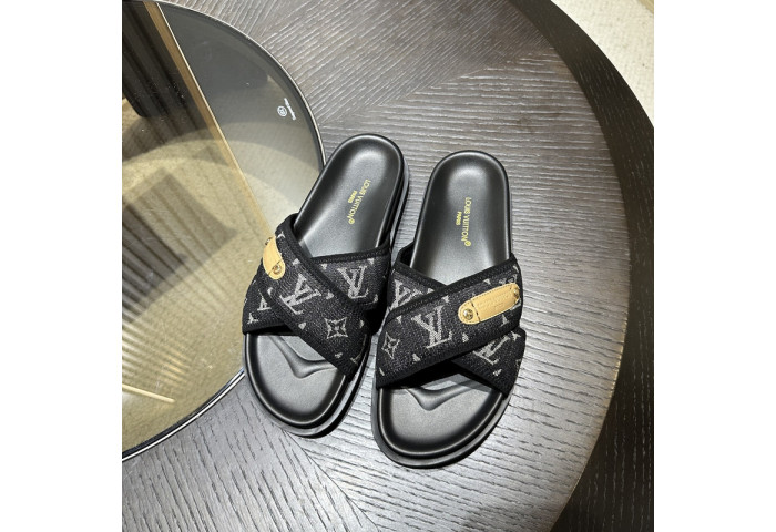 L&V sandal 152