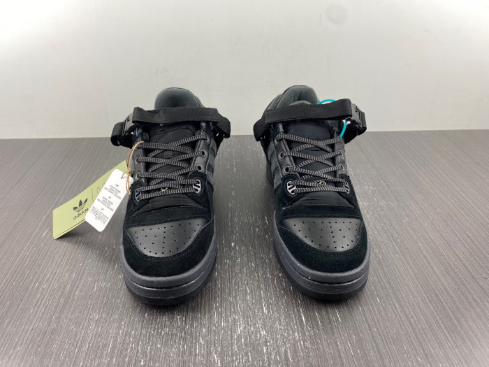 Ad Forum 84 Low SAN 1