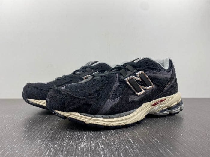 new Balance x WTAPS 2020 DFY25