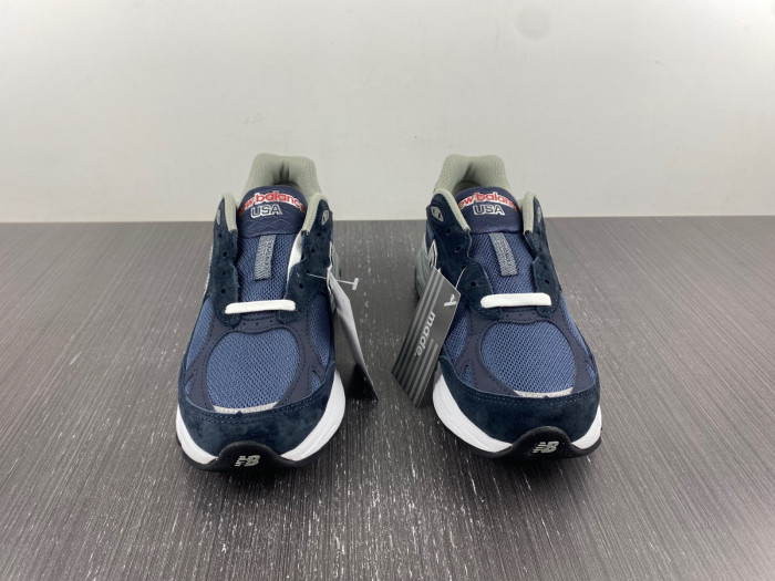 Bape x New Balance 2002R M2002RHO DFY18