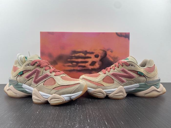Bape x New Balance 2002R M2002RHO DFY13