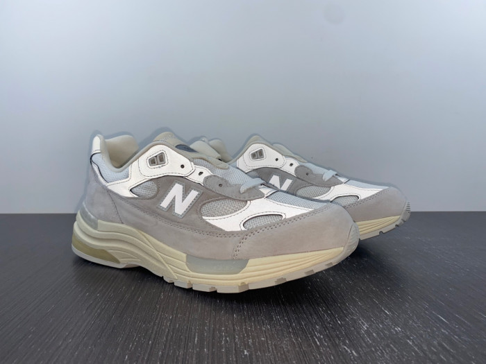 ew Balance x WTAPS 2020 DFY22