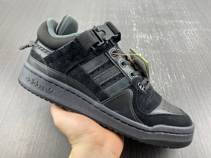 Ad Forum 84 Low SAN 1