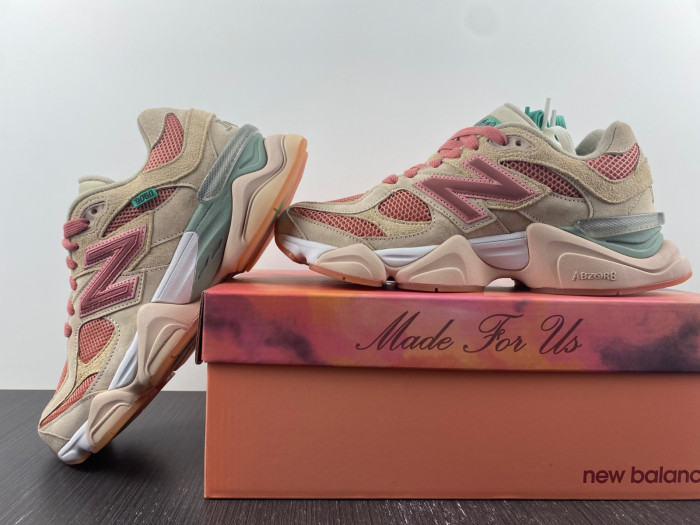 Bape x New Balance 2002R M2002RHO DFY13