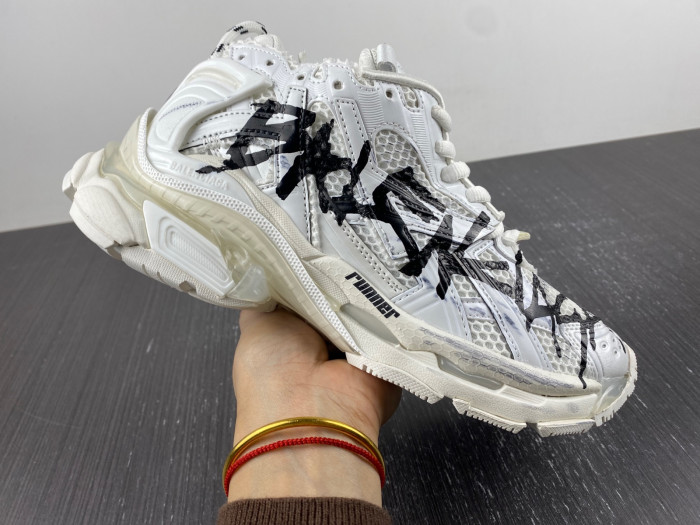 Balenciaga RUNNER 8000064