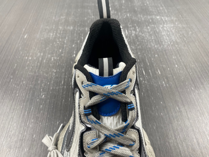 Balenciaga 3XL SNEAKER 8000077