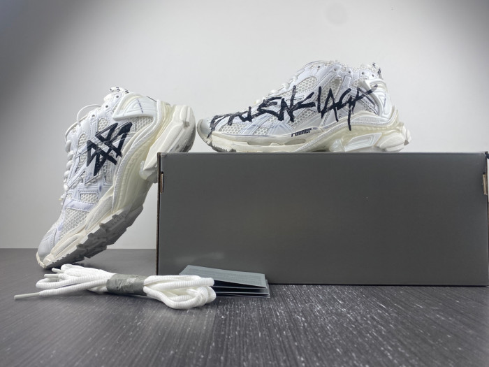 Balenciaga RUNNER 8000064