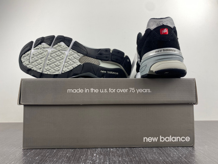 new Balance x WTAPS 2020 DFY23