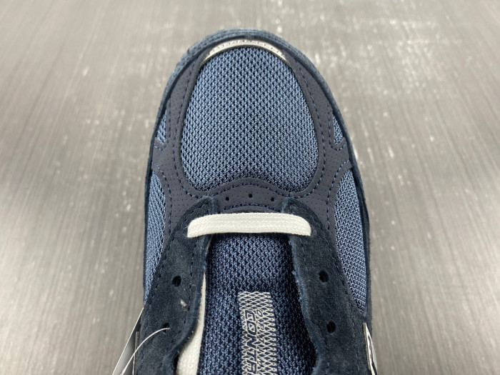 Bape x New Balance 2002R M2002RHO DFY18