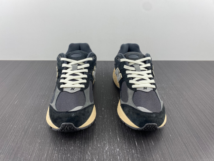 Bape x New Balance 2002R M2002RHO DFY9