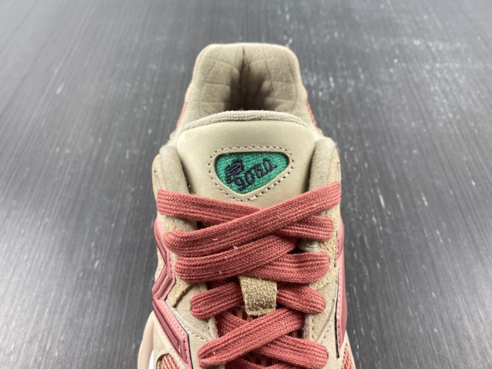 Bape x New Balance 2002R M2002RHO DFY13