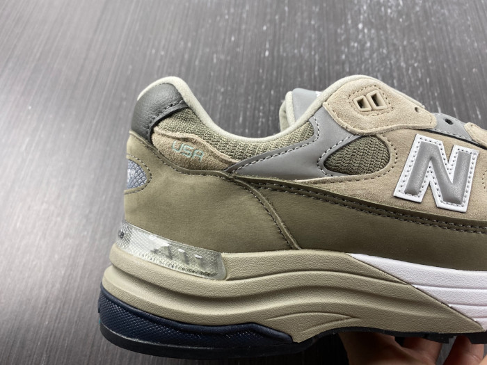 Bape x New Balance 2002R M2002RHO DFY17
