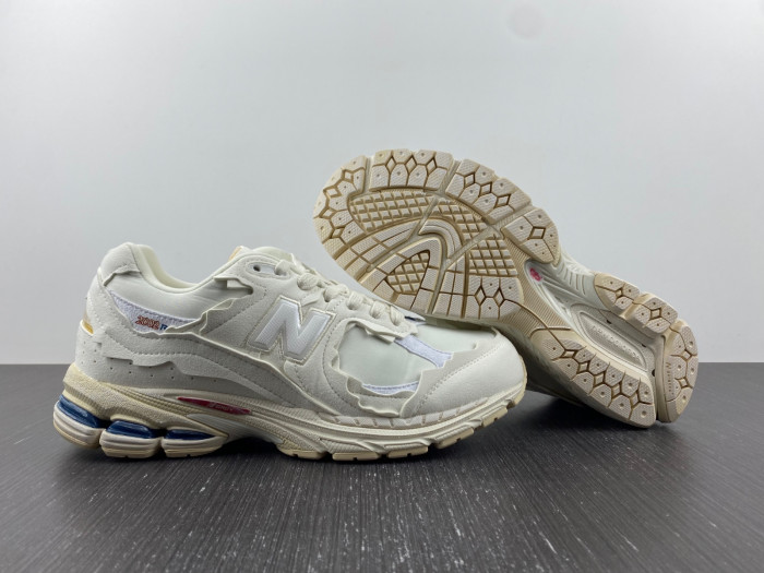 Bape x New Balance 2002R M2002RHO DFY11