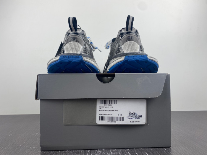 Balenciaga 3XL SNEAKER 8000086