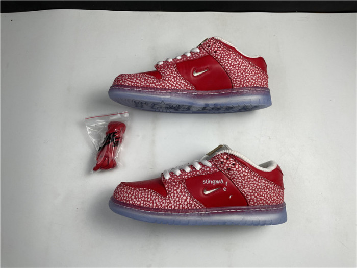 NIKE SB DUNK LOW STINGWATER MAGIC MUSHROOM DH7650-600