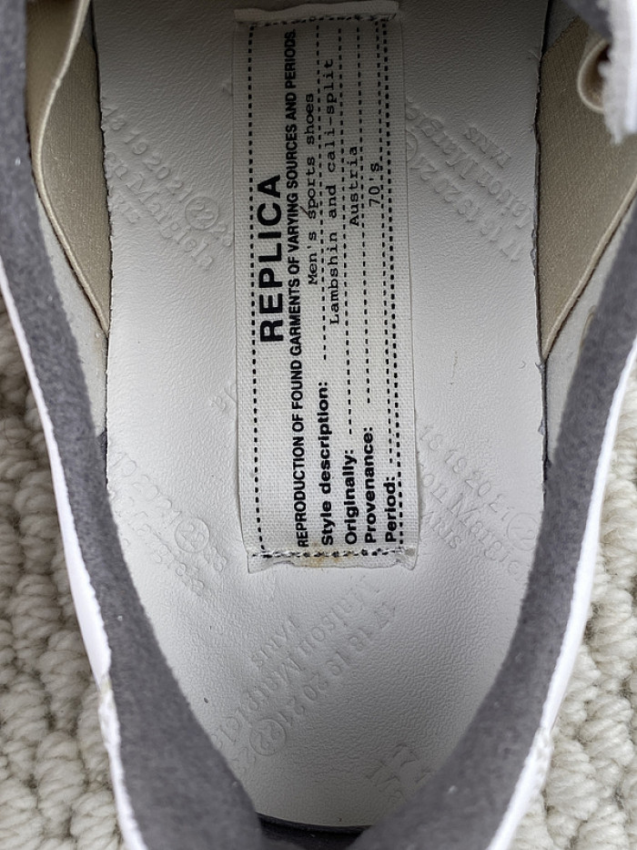 MAISON MARGIELA CALFSKIN S57WS0243