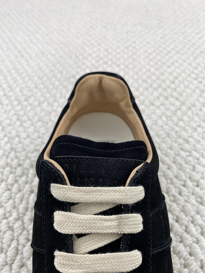 MAISON MARGIELA CALFSKIN S57WS0244