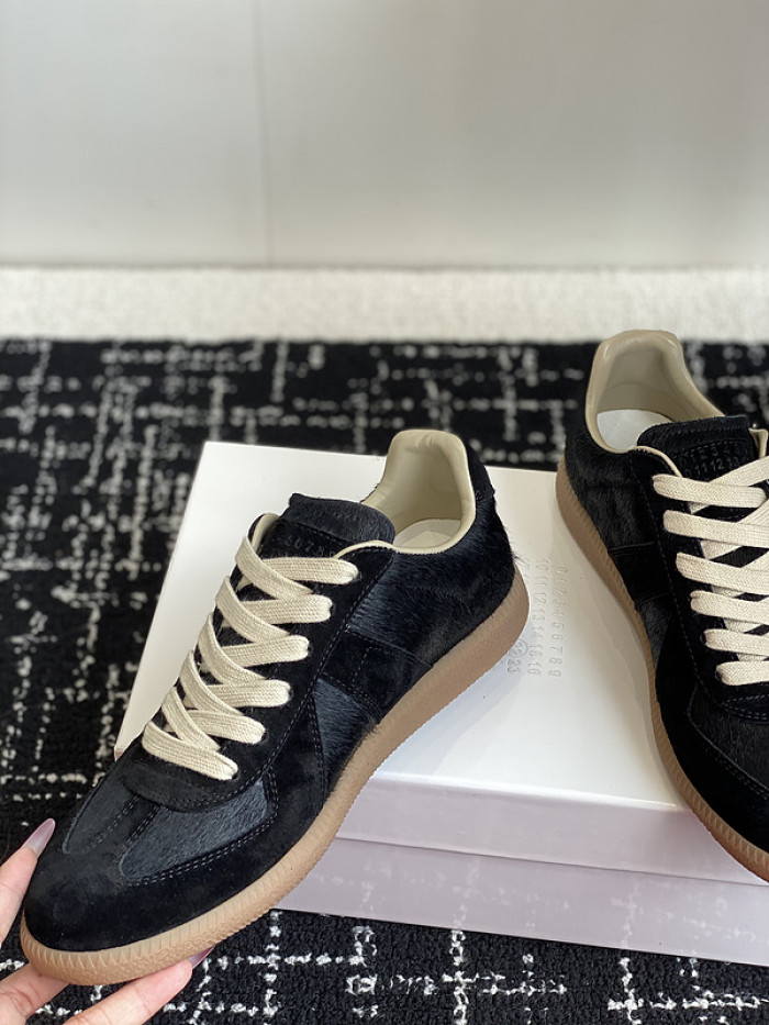 MAISON MARGIELA CALFSKIN S57WS0325