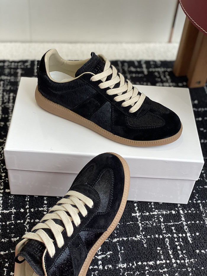 MAISON MARGIELA CALFSKIN S57WS0325