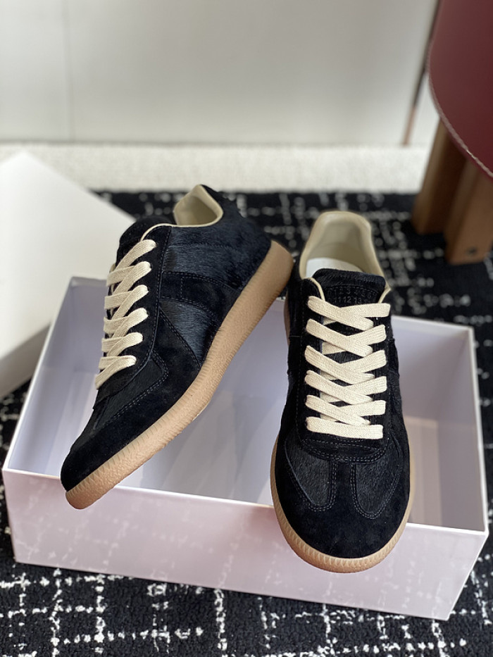 MAISON MARGIELA CALFSKIN S57WS0325