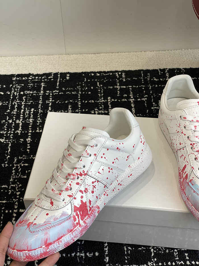 MAISON MARGIELA CALFSKIN S57WS0300