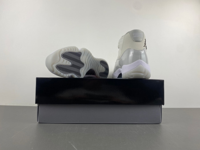 Air Jordan 11 Retro Grand Finale AR0715-110