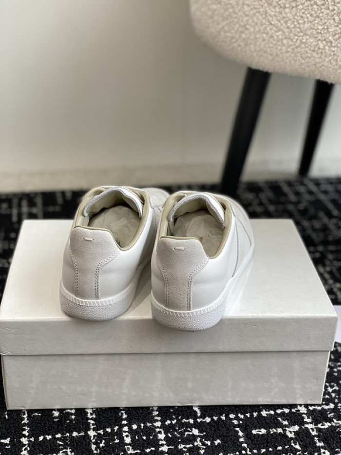MAISON MARGIELA CALFSKIN S57WS0280