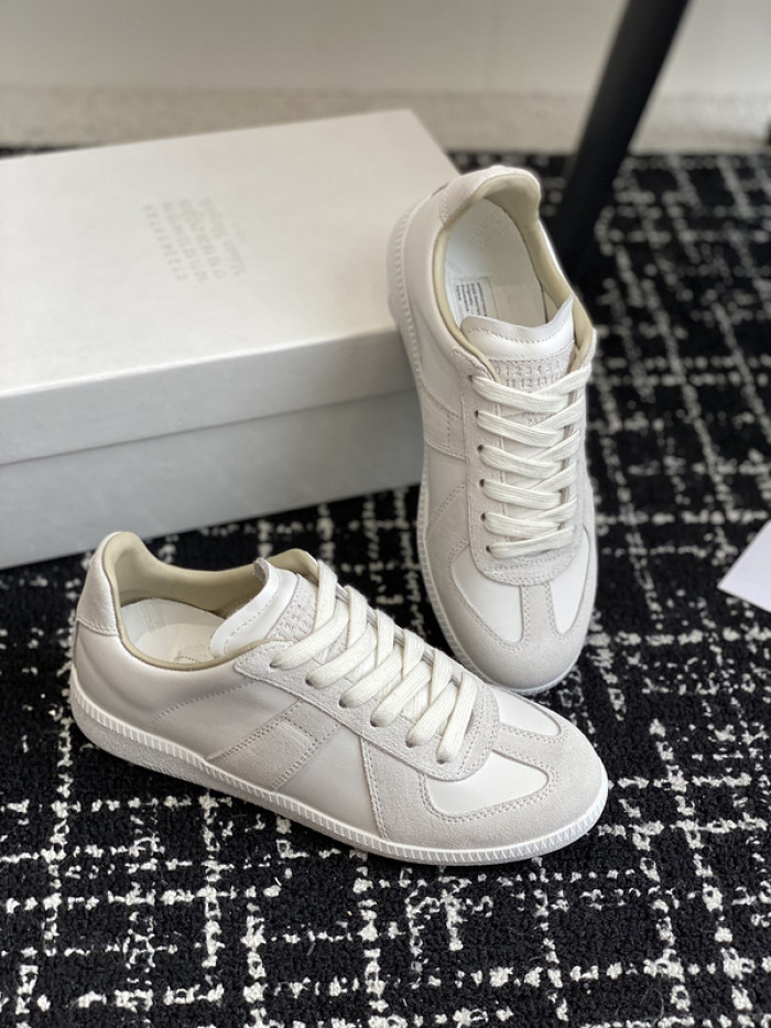 MAISON MARGIELA CALFSKIN S57WS0280