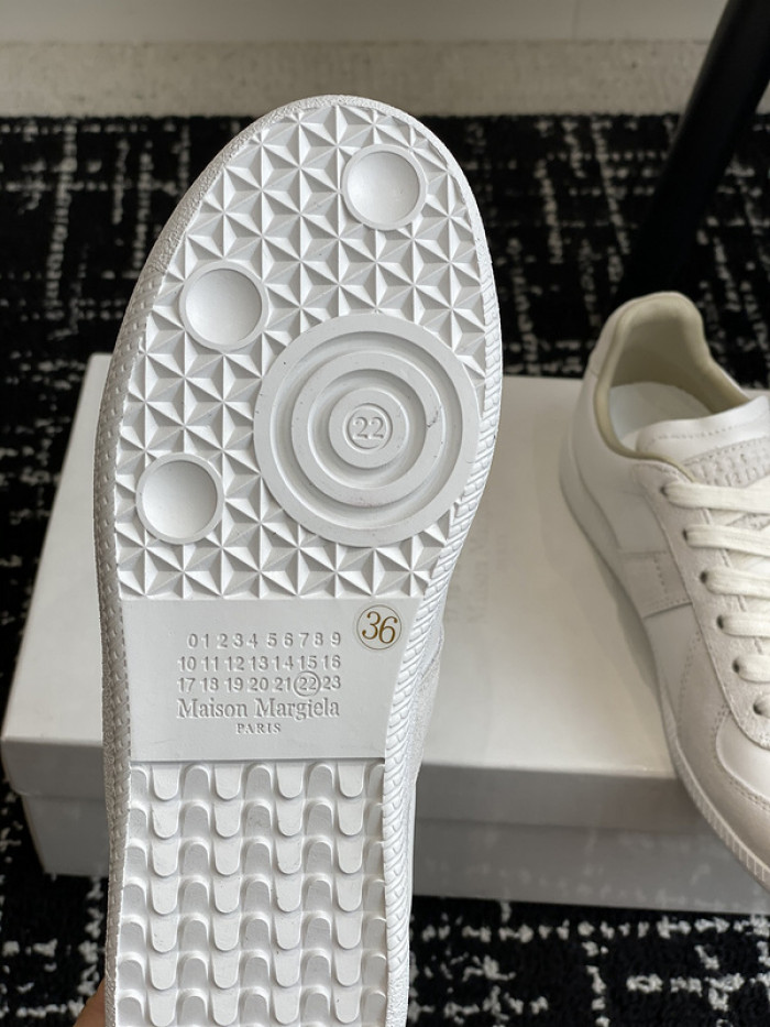 MAISON MARGIELA CALFSKIN S57WS0280