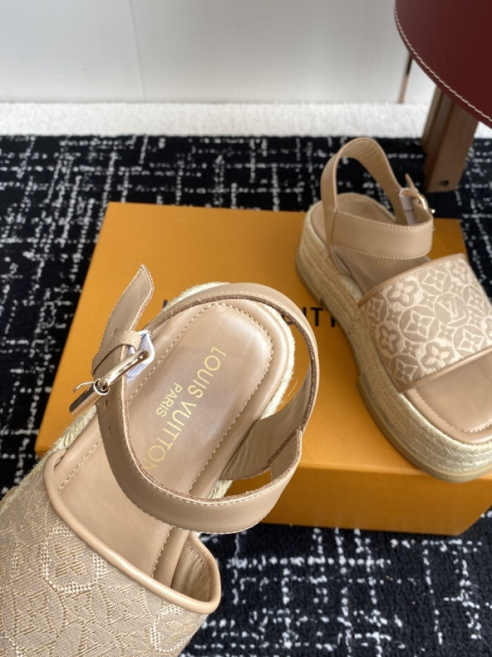 L&V sandal 232