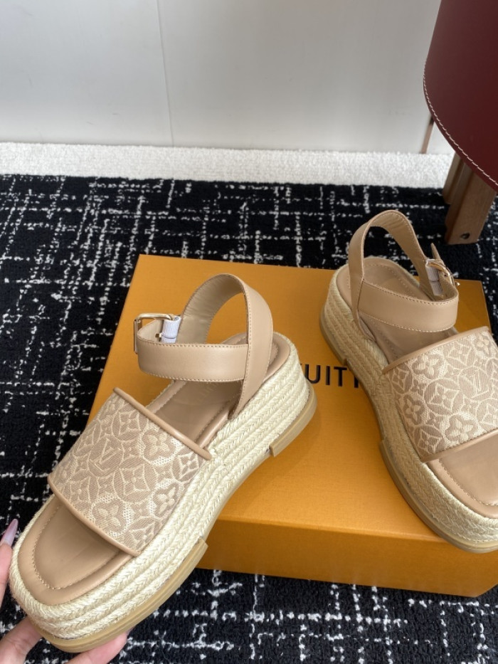 L&V sandal 232