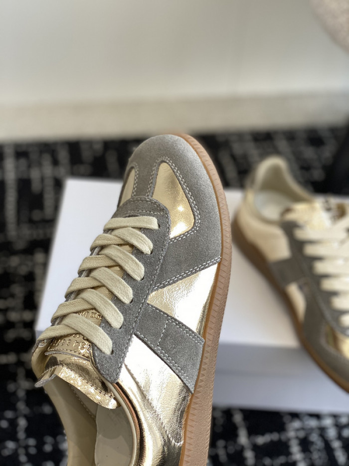 MAISON MARGIELA CALFSKIN S57WS0286