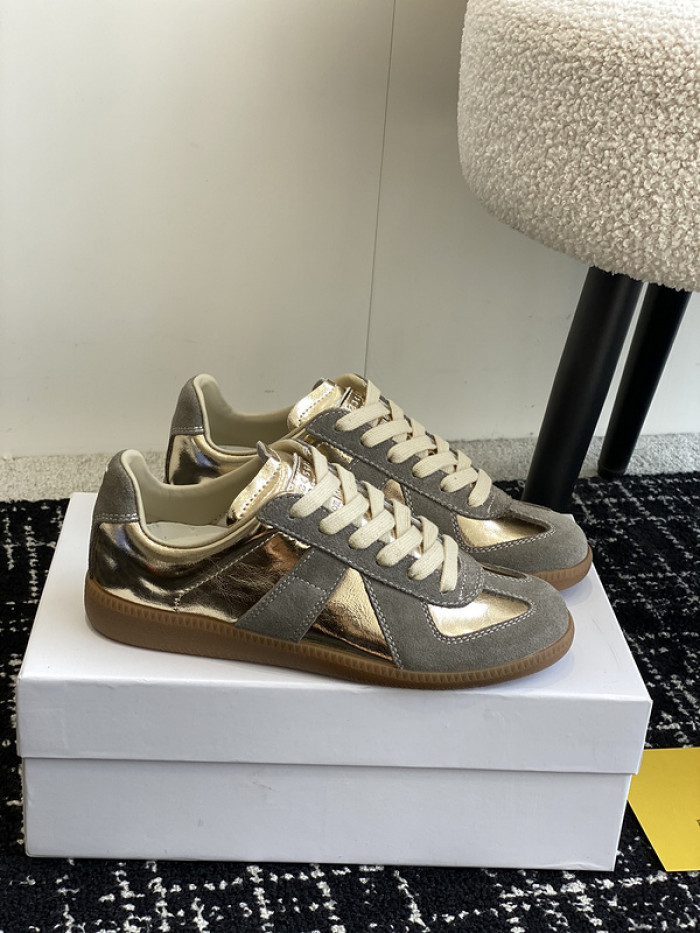 MAISON MARGIELA CALFSKIN S57WS0286