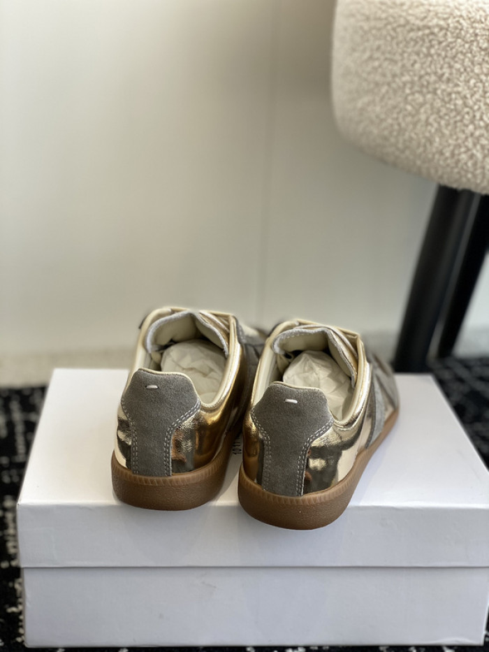 MAISON MARGIELA CALFSKIN S57WS0286
