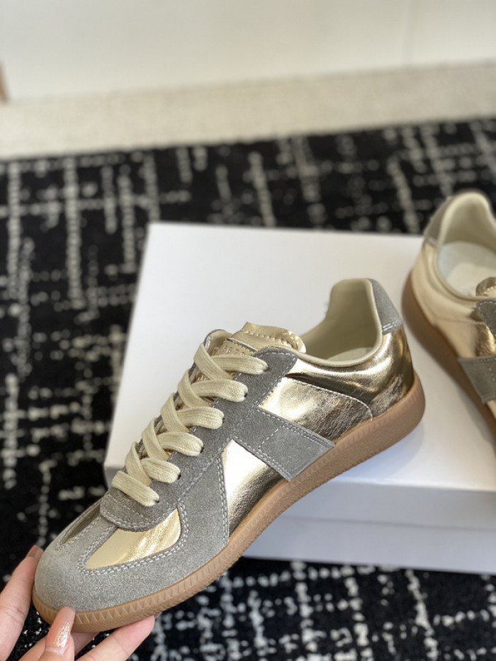 MAISON MARGIELA CALFSKIN S57WS0286