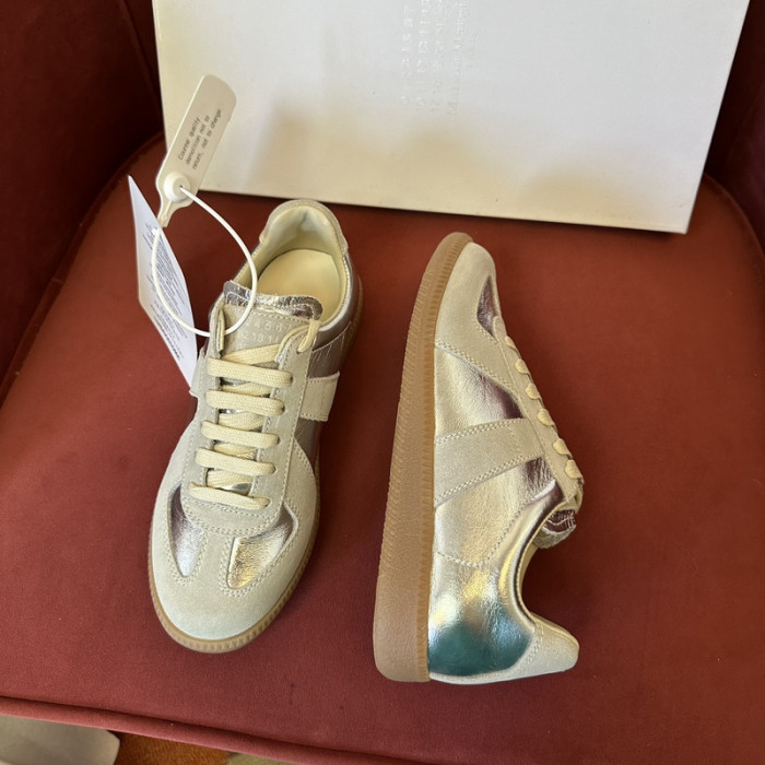 MAISON MARGIELA CALFSKIN S57WS0247
