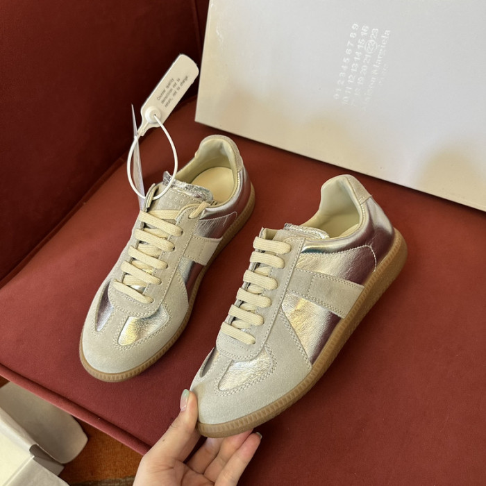 MAISON MARGIELA CALFSKIN S57WS0247