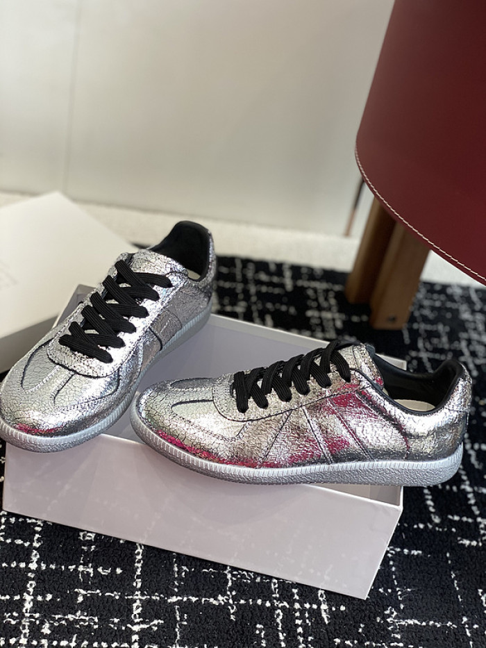 MAISON MARGIELA CALFSKIN S57WS0315