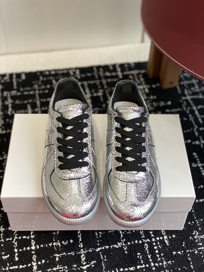 MAISON MARGIELA CALFSKIN S57WS0315
