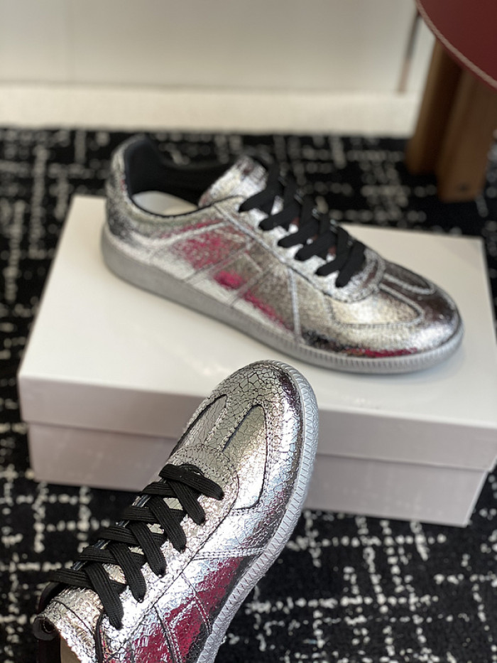 MAISON MARGIELA CALFSKIN S57WS0315