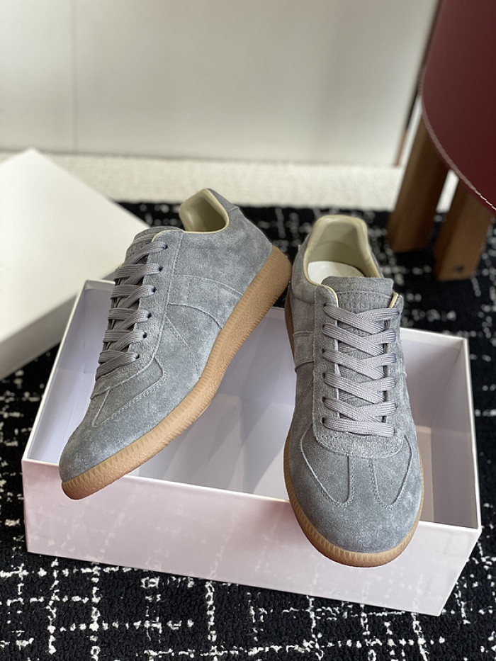MAISON MARGIELA CALFSKIN S57WS0327