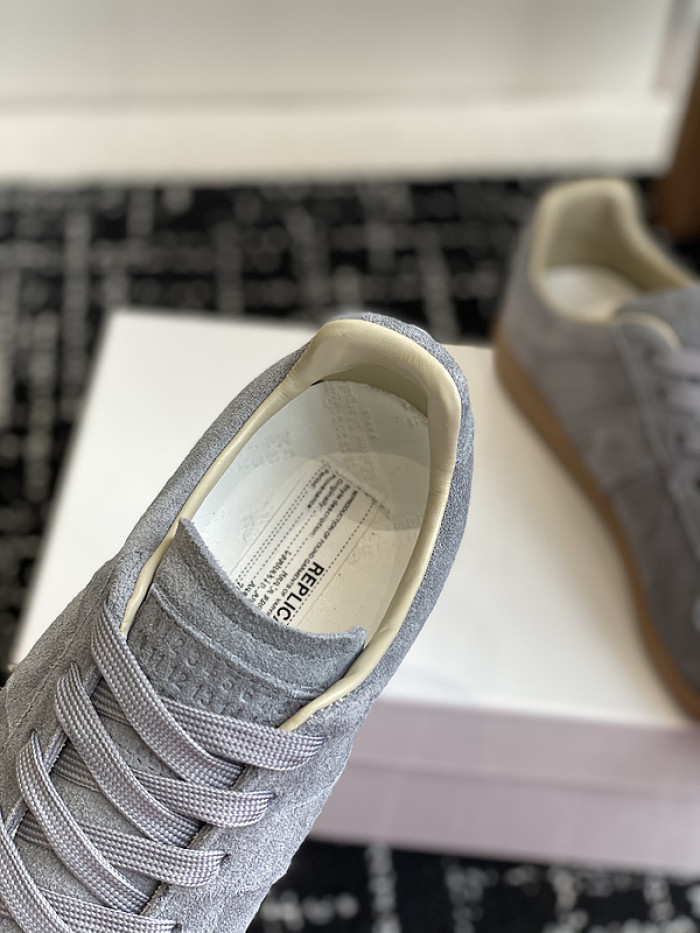 MAISON MARGIELA CALFSKIN S57WS0327