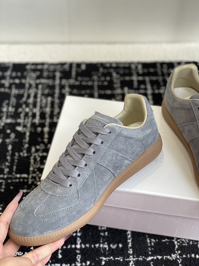 MAISON MARGIELA CALFSKIN S57WS0327