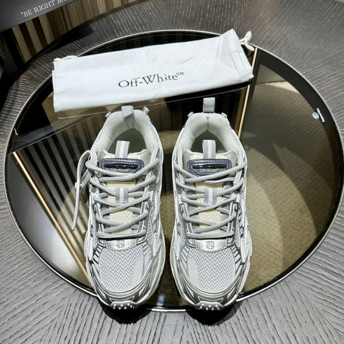 Off-White Be right back OWIA289F34