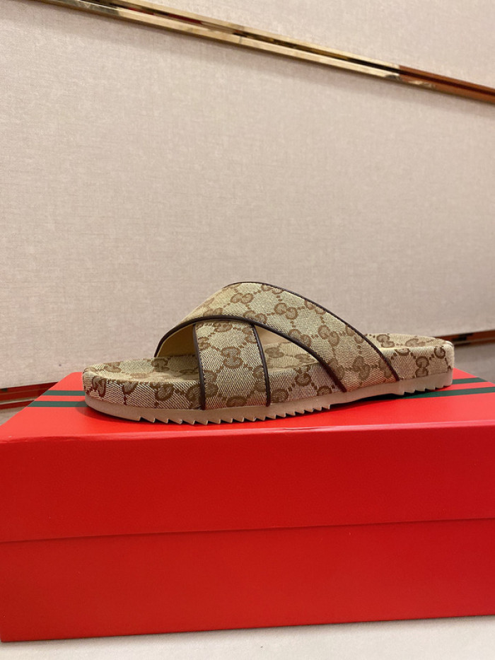 Gucc* Sandal136