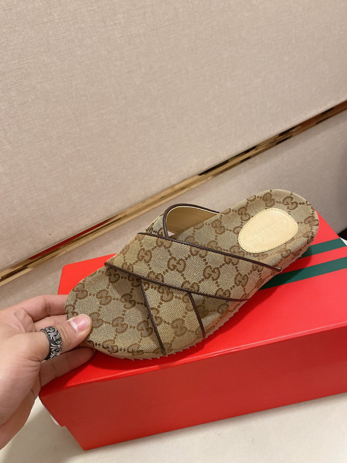 Gucc* Sandal136