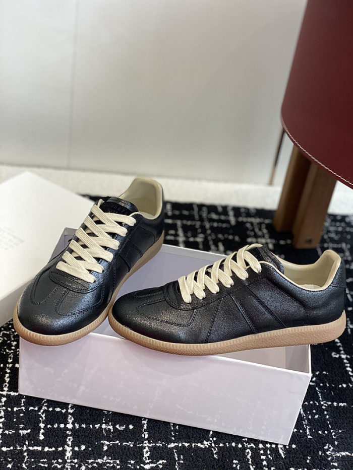 MAISON MARGIELA CALFSKIN S57WS0313