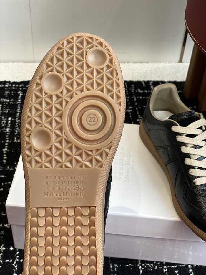 MAISON MARGIELA CALFSKIN S57WS0313